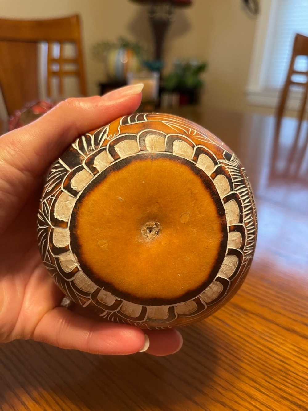 Gourd with Nativity Scene and Star. Handcrafted in Peru - Picture 6 of 9